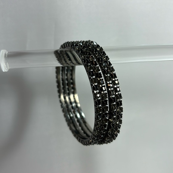 Jewelry - Desi Indian metal embellished bangles set - Indian/desi wedding jewelry